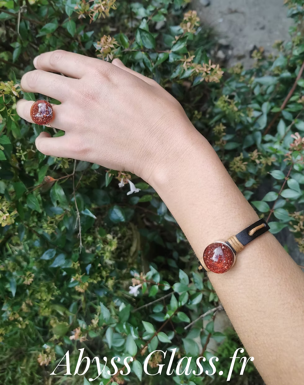 Assortiment Bracelet et Bague cabochons en verre fabriqués à la main "Magma""