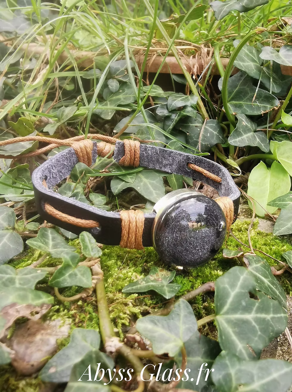 Bracelet cabochon en verre fabriqué à la main "Night"